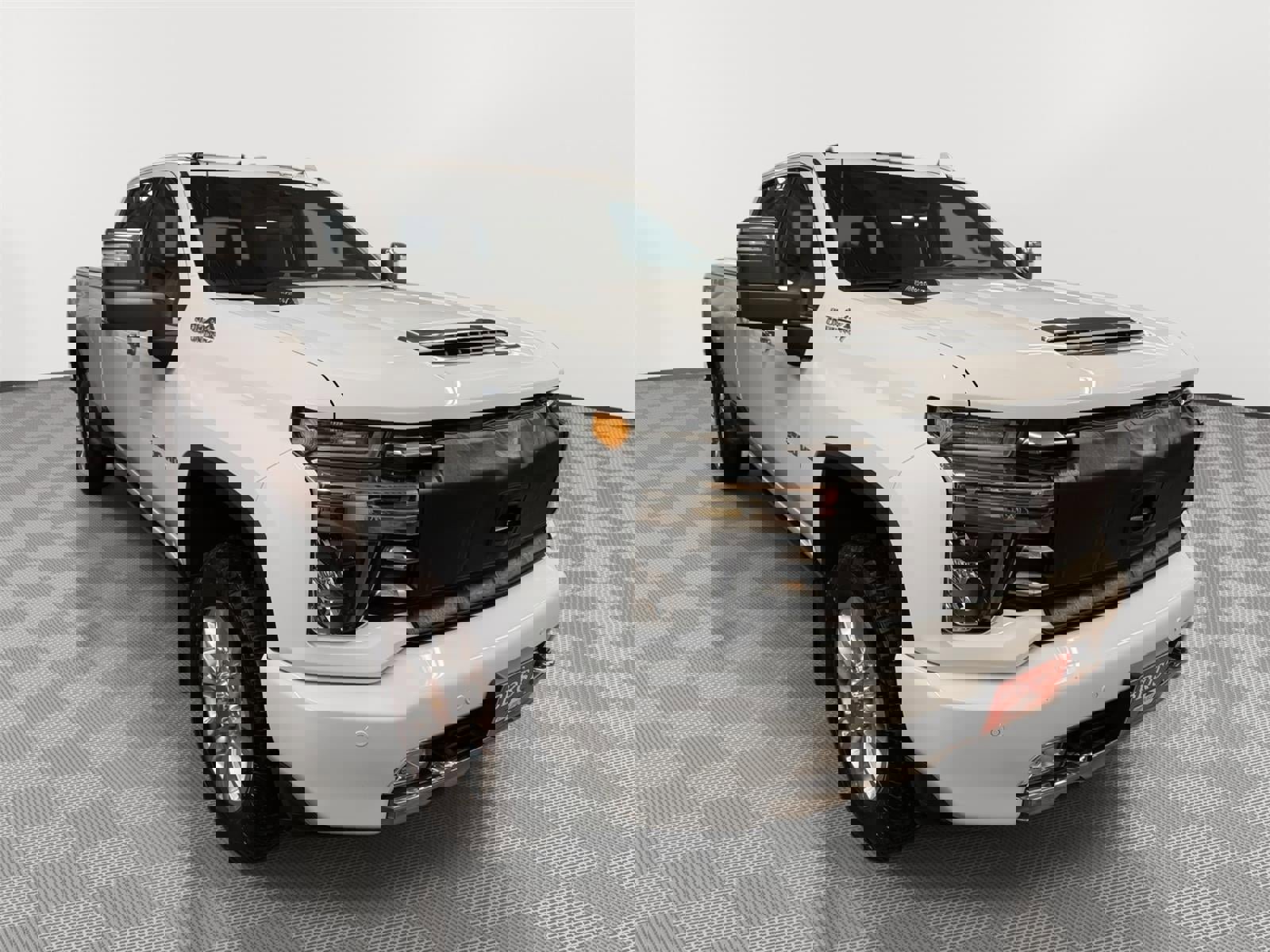 Used 2021 Chevrolet Silverado 3500 High Country w/ Z71 Off-Road Package AWD/4WD image 3