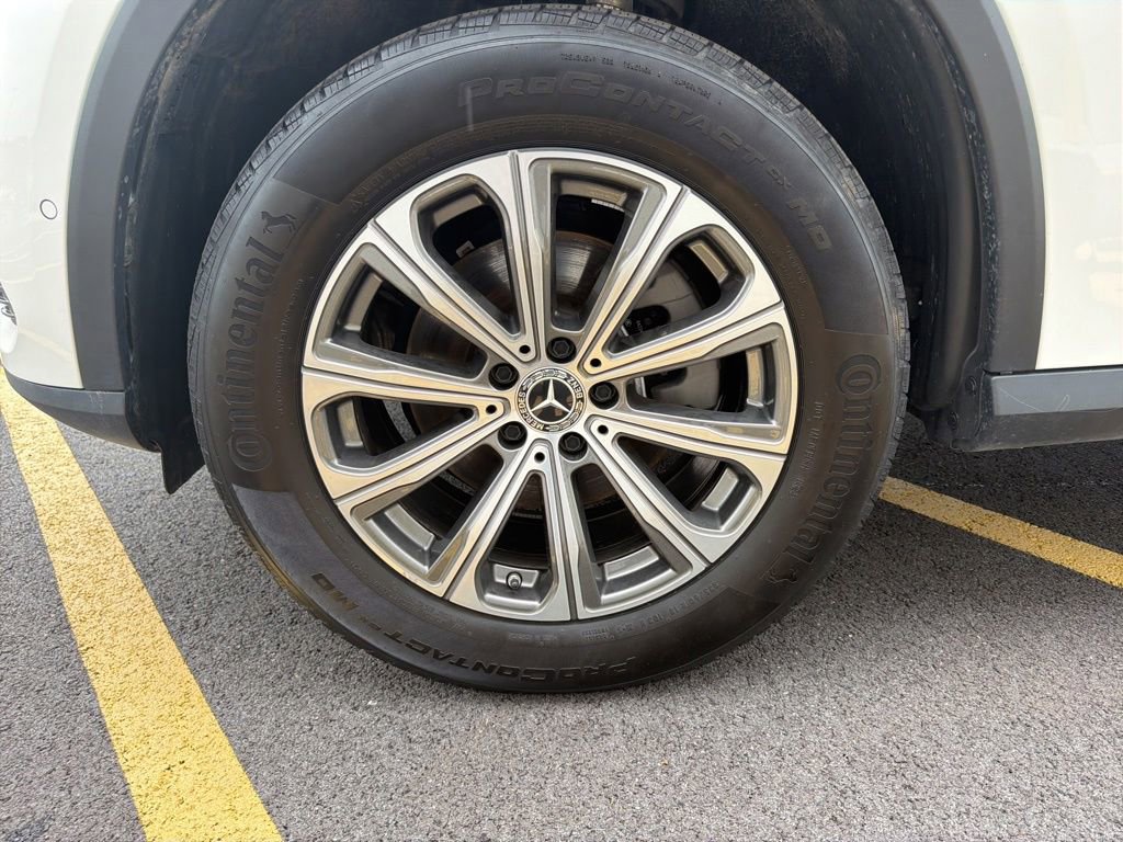 Used 2024 Mercedes-Benz GLC 300 4MATIC image 19