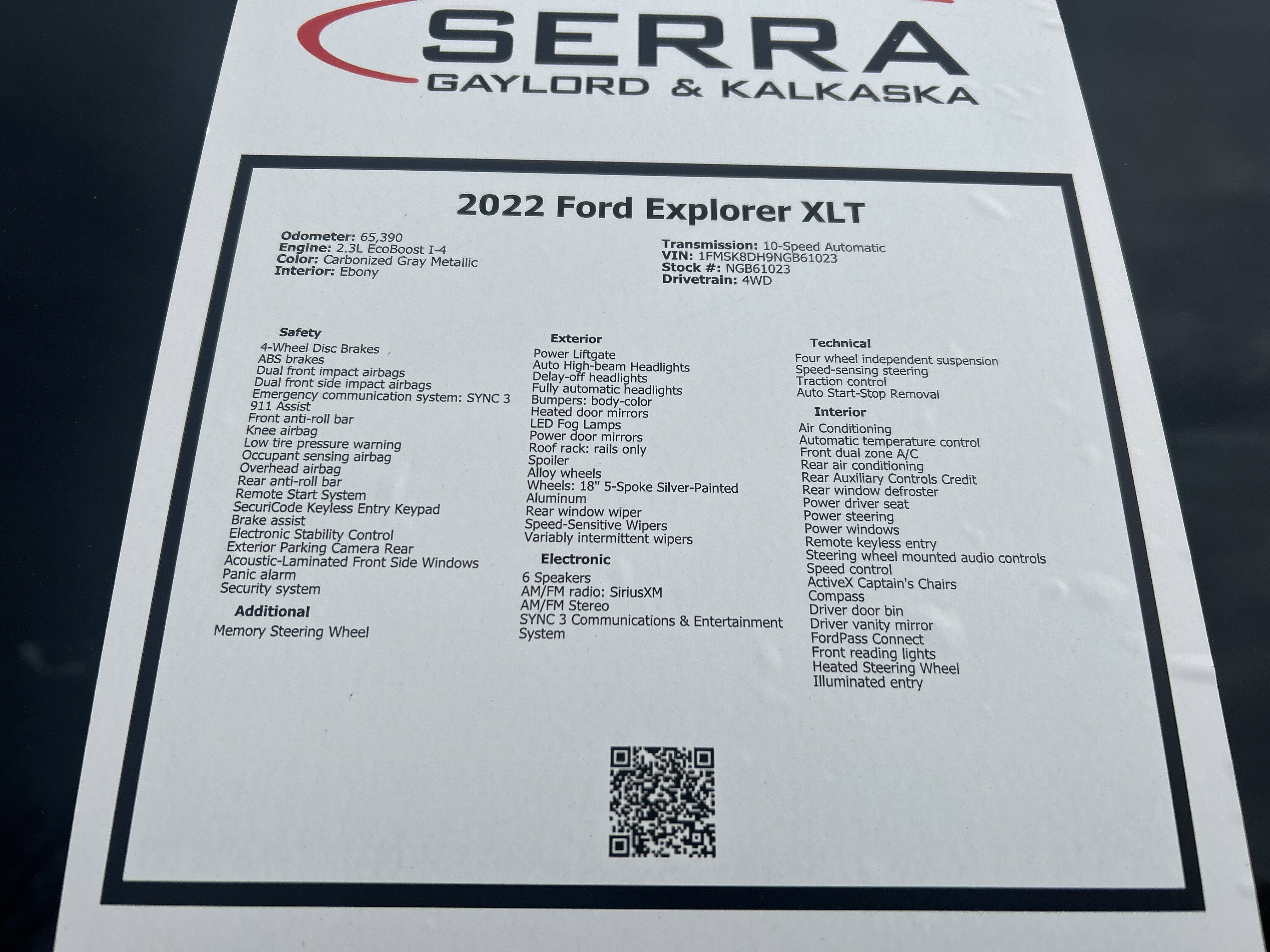 Certified 2022 Ford Explorer XLT w/ Equipment Group 202A image 27