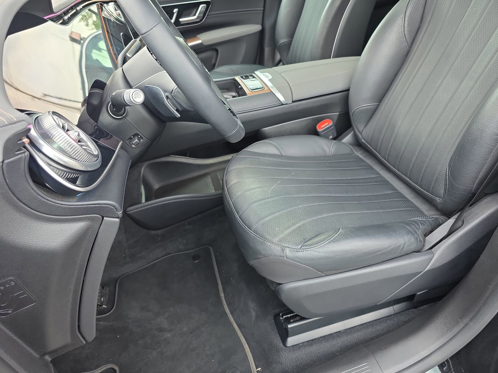Used 2023 Mercedes-Benz EQS 580 4MATIC SUV image 15