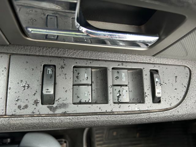 Used 2011 Ford F150 Lariat Limited AWD/4WD image 16