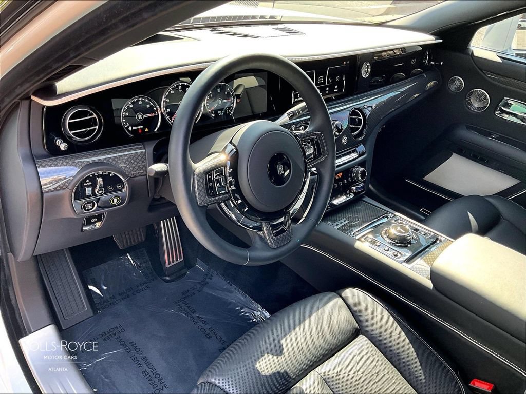 Used 2024 Rolls-Royce Ghost Black Badge w/ Black Badge Ghost Package AWD/4WD image 12