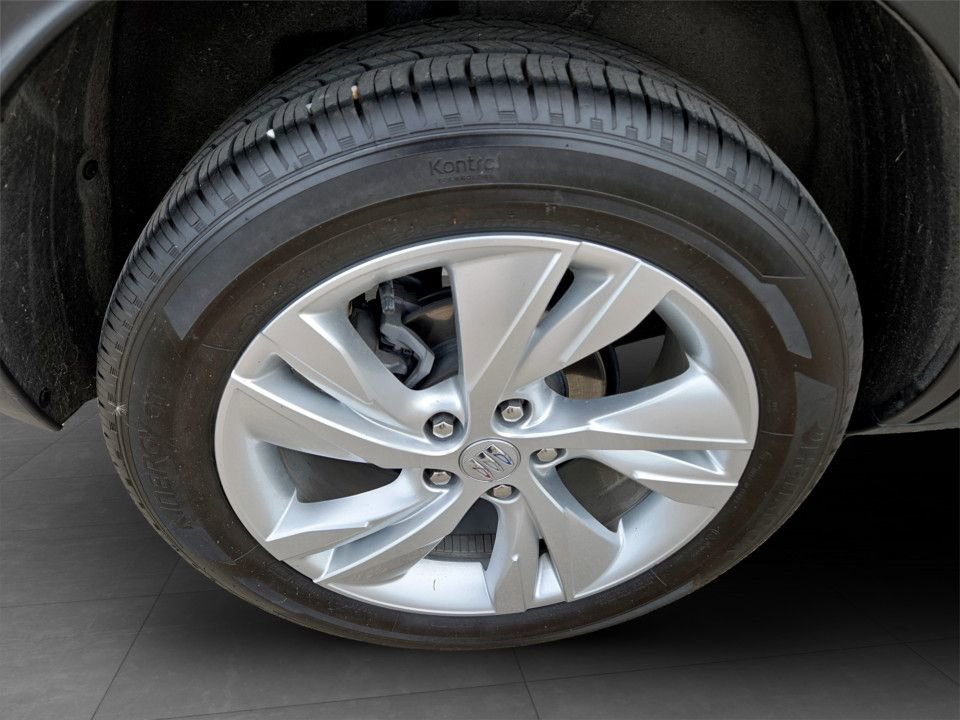 Used 2025 Buick Encore GX Preferred AWD/4WD image 33