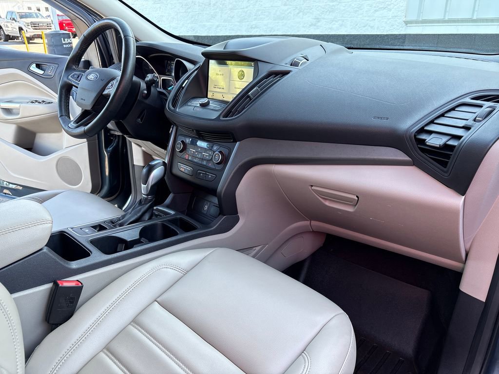 Used 2019 Ford Escape SEL AWD/4WD image 38