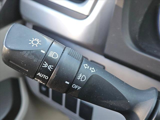 Used 2019 Toyota Highlander XLE AWD/4WD image 9