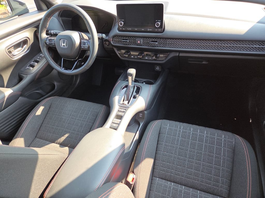 Used 2024 Honda HR-V Sport image 29