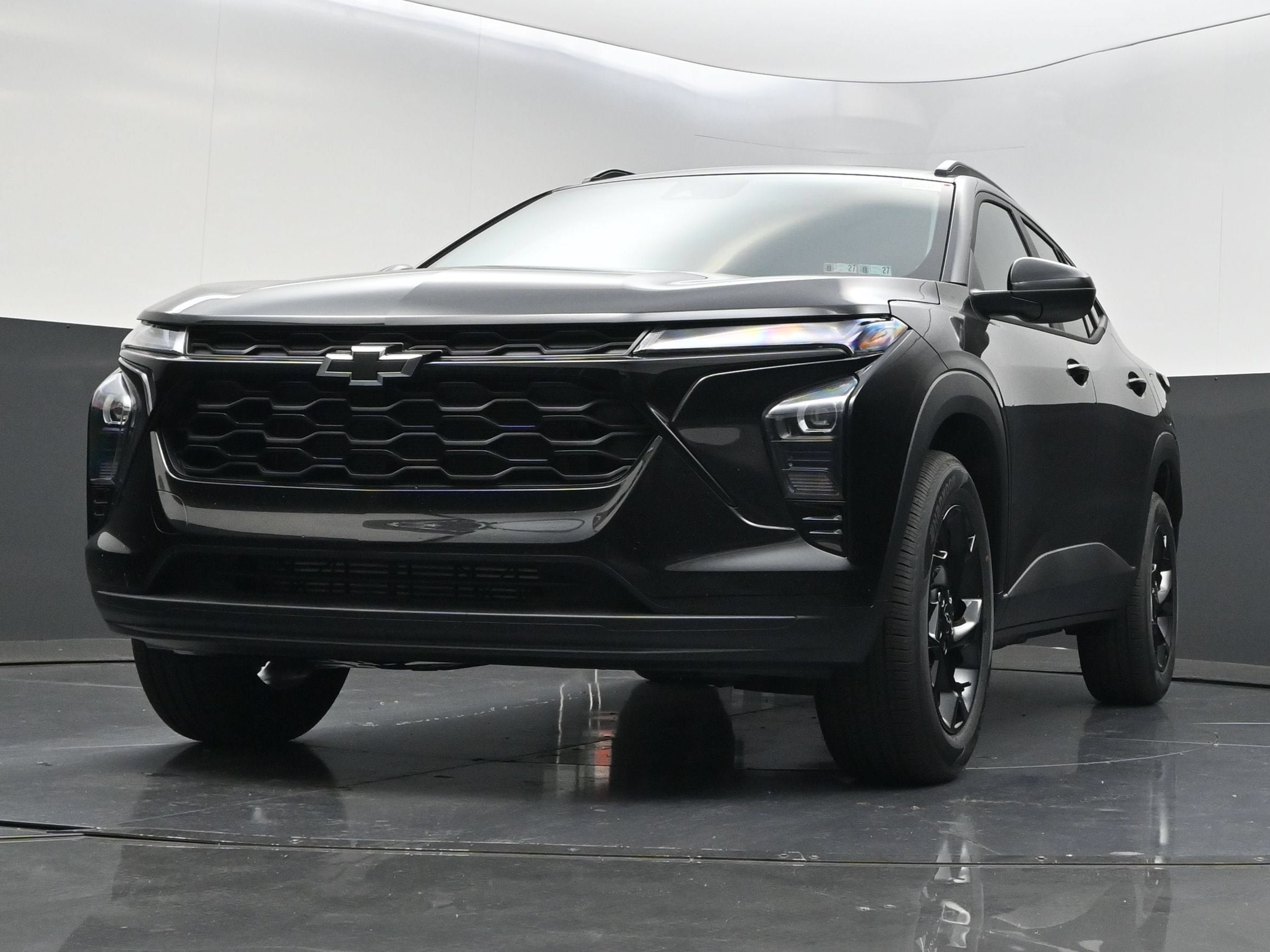New 2026 Chevrolet Trax LT w/ Sunroof Package FWD image 40