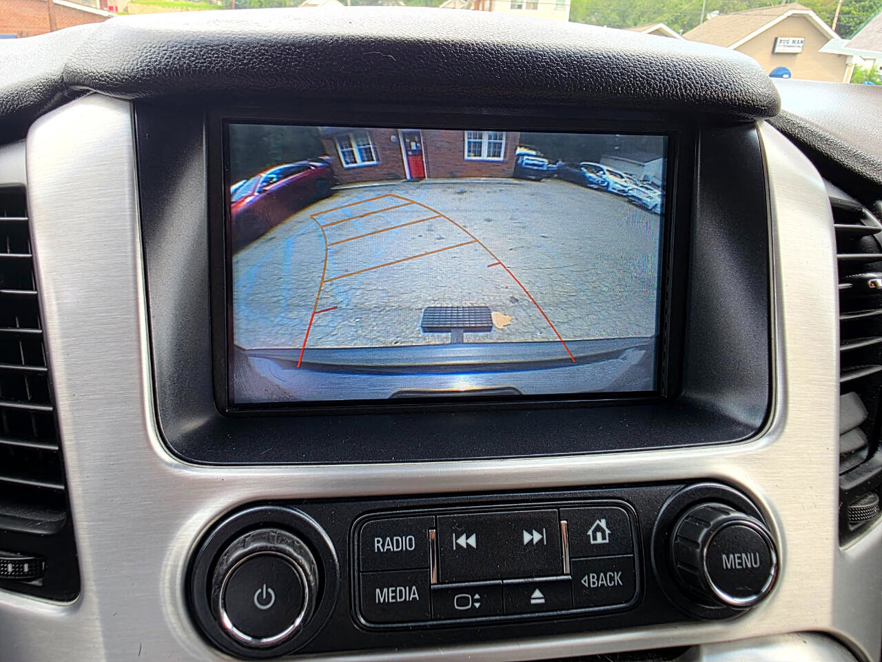 Used 2018 GMC Yukon XL SLT image 25