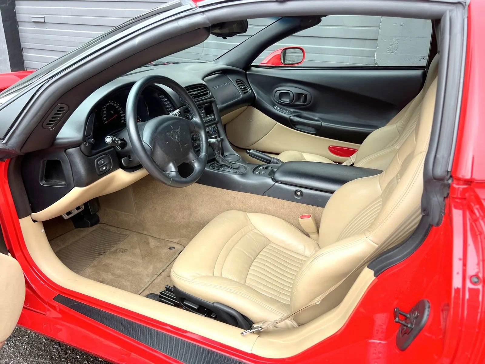 Used 1999 Chevrolet Corvette Coupe w/ Roof Pkg image 13