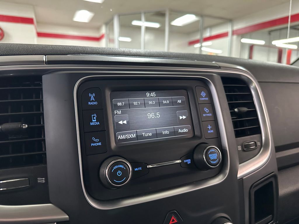 Certified 2021 RAM 1500 Classic SLT image 23