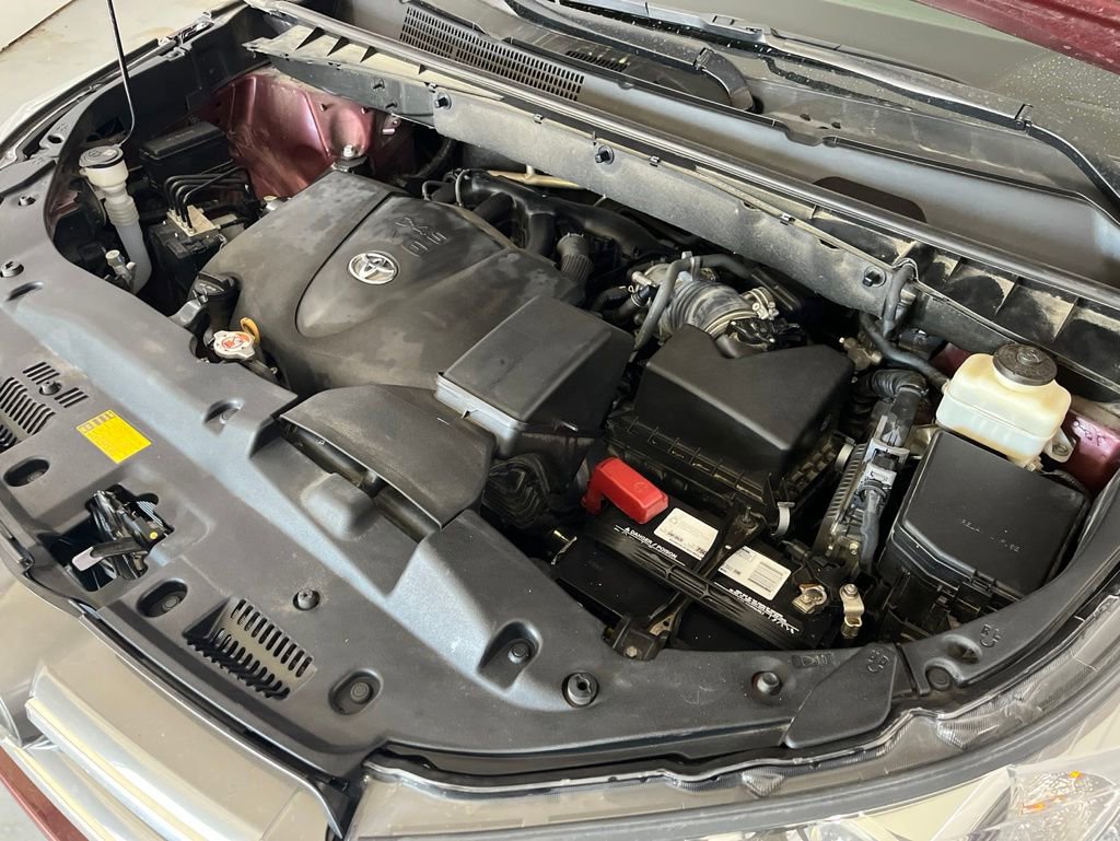 Used 2018 Toyota Highlander Limited Platinum AWD/4WD image 12
