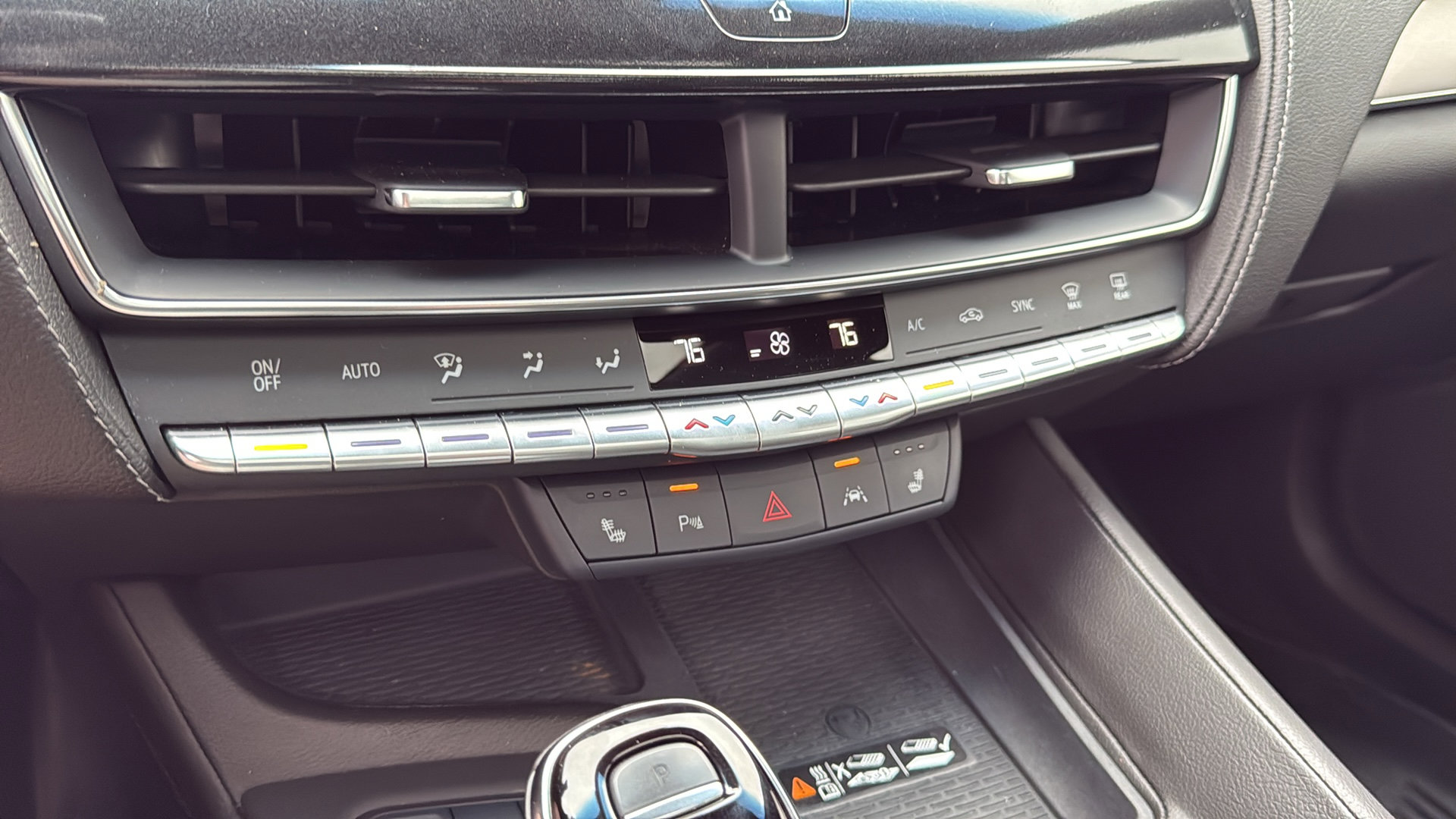 Certified 2024 Cadillac CT5 Luxury w/ Sun And Sound Package image 22