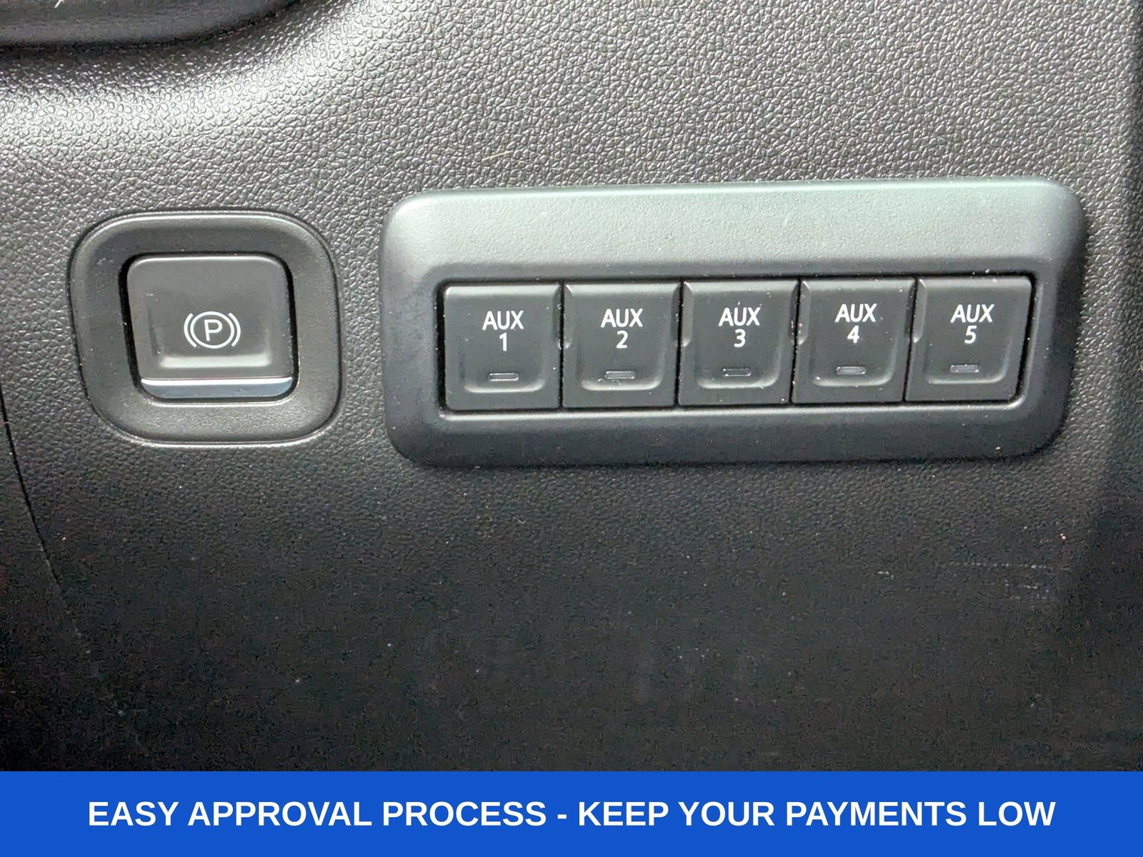 Used 2023 GMC Sierra 3500 Pro w/ Convenience Package image 38