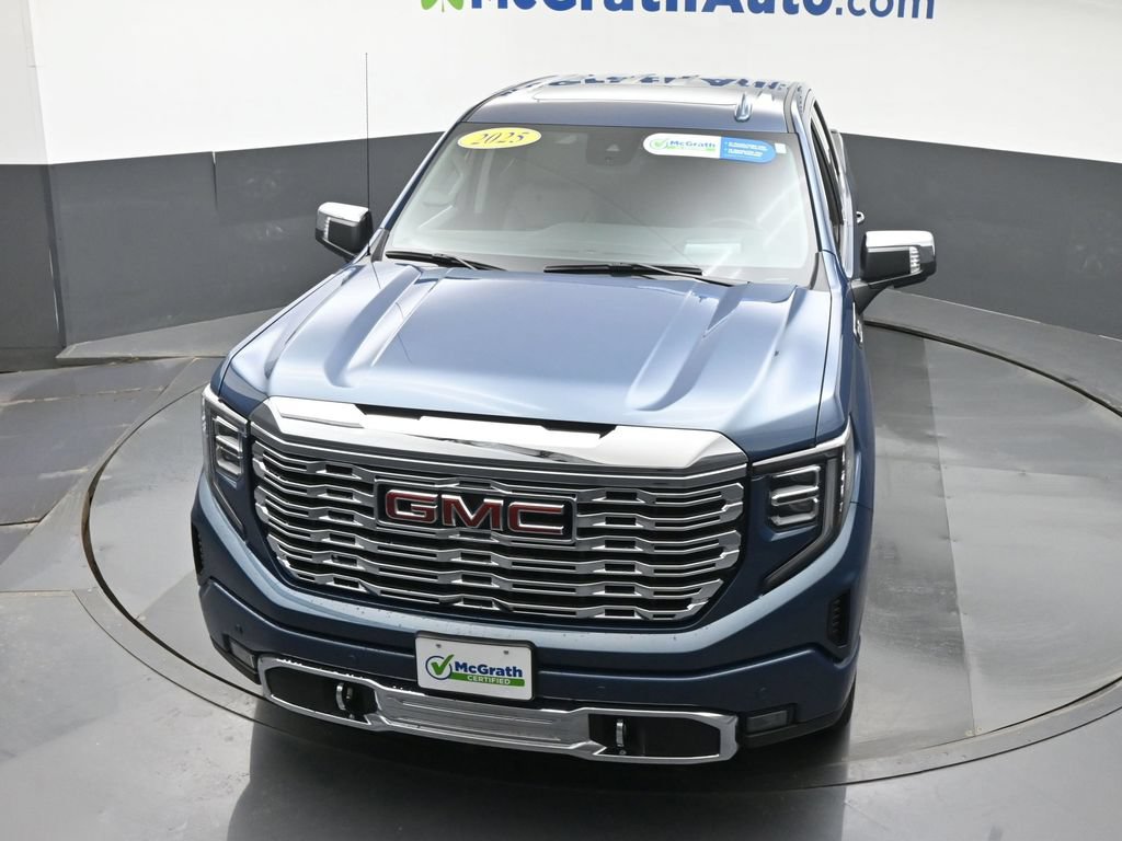 Used 2025 GMC Sierra 1500 Denali w/ Denali Reserve Package AWD/4WD image 27