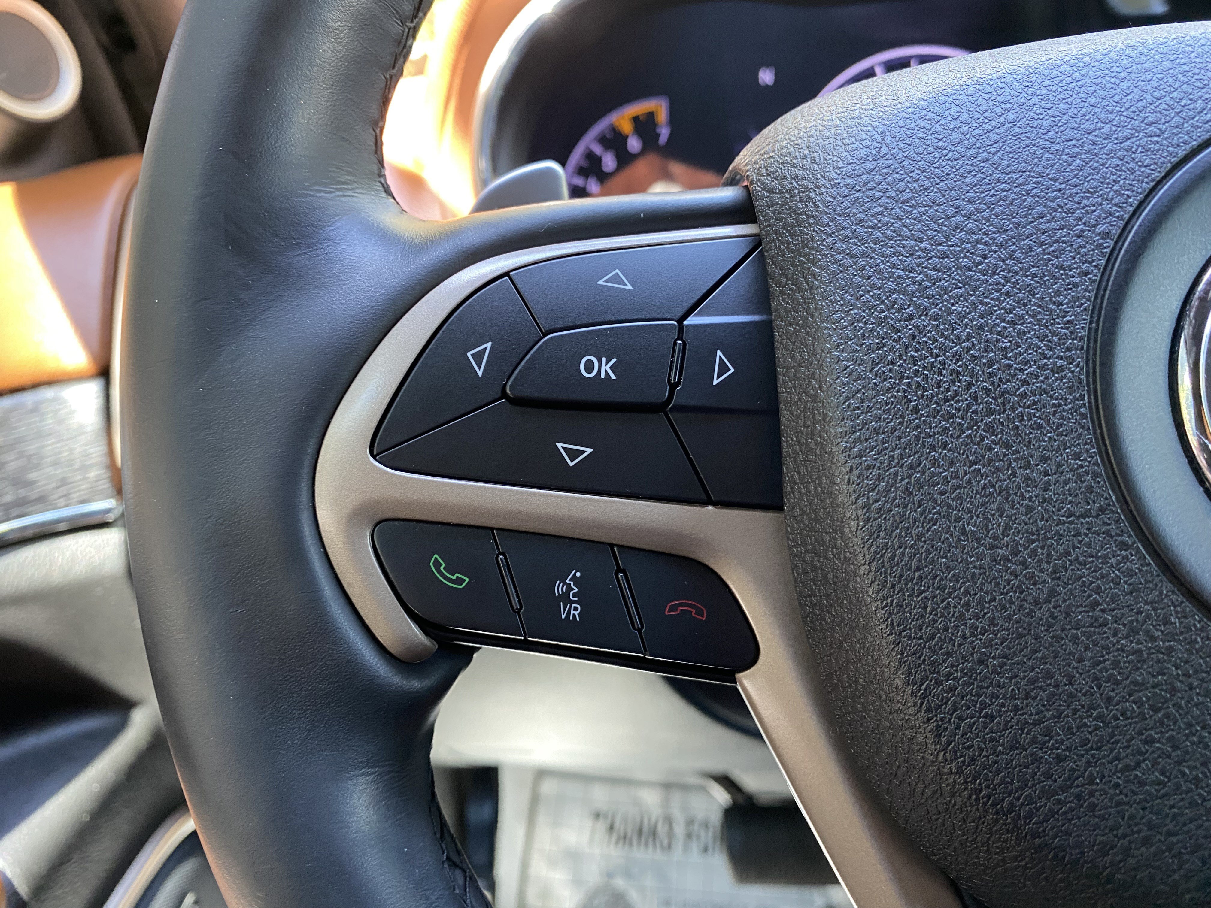 Used 2017 Jeep Grand Cherokee Summit AWD/4WD image 19