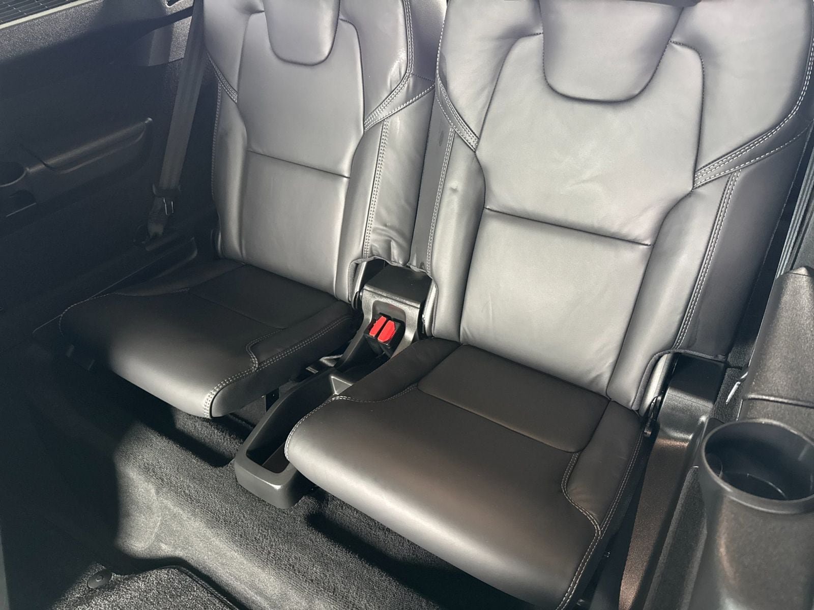 Certified 2023 Volvo XC90 T8 Ultimate w/ Lounge Package AWD/4WD image 19