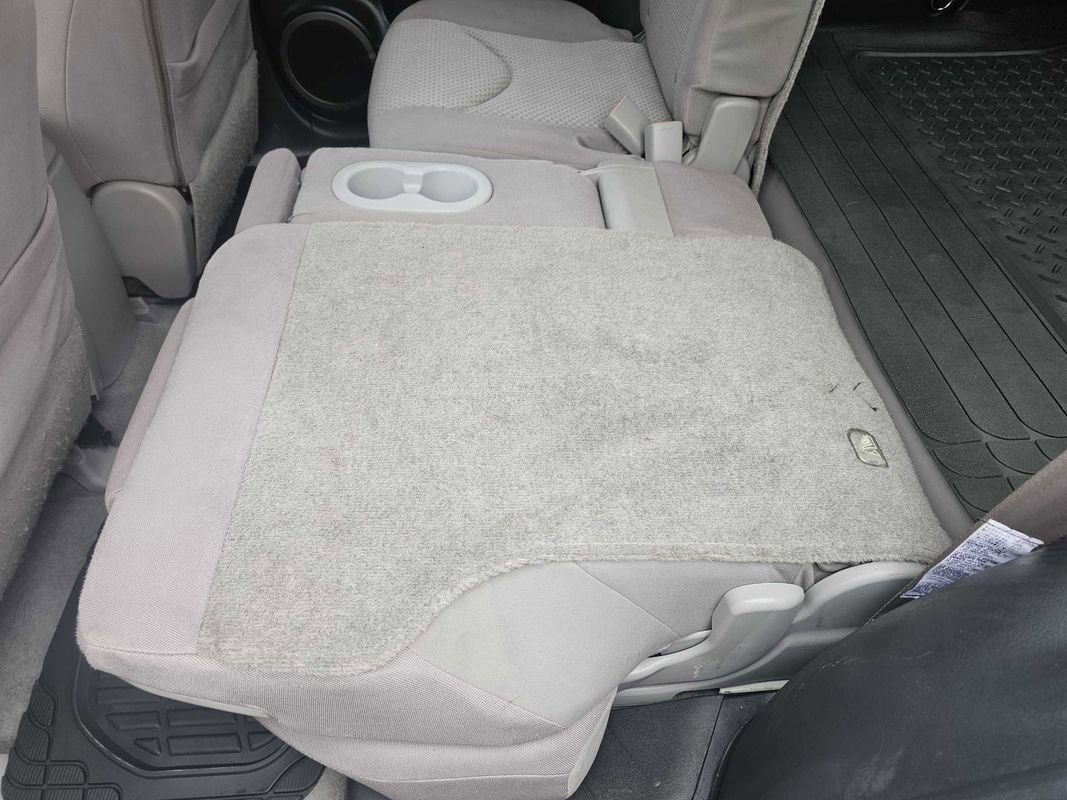 Used 2006 Toyota RAV4 4WD image 25