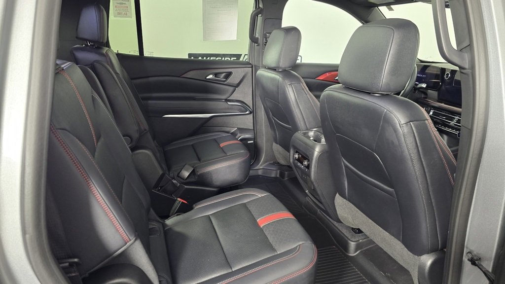 Used 2024 Chevrolet Traverse RS w/ LPO, Floor Liner Package image 13