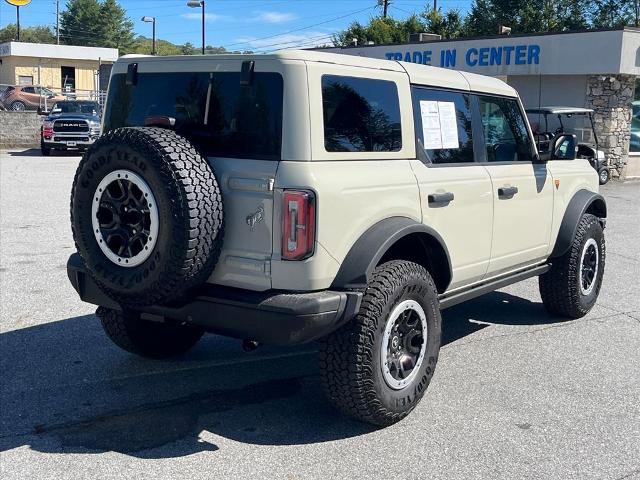 Certified 2025 Ford Bronco Badlands image 3