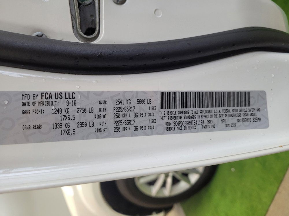 Used 2017 Dodge Journey SXT AWD/4WD image 33