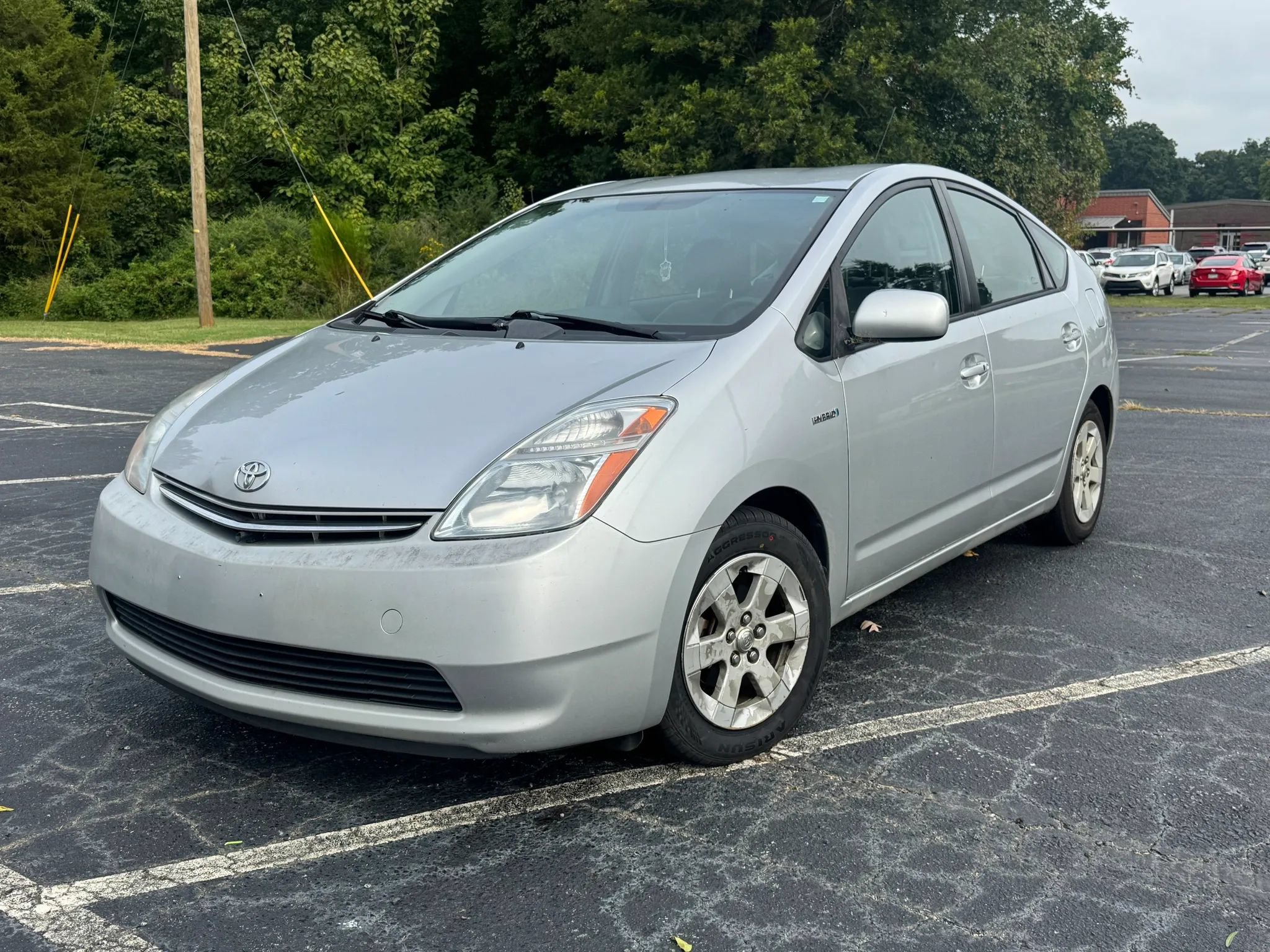 Used 2007 Toyota Prius w/ Pkg 1 FWD image 1