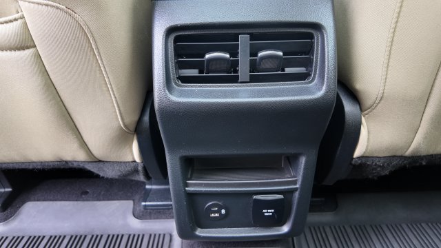 Used 2021 Ford Edge SEL w/ Convenience Package AWD/4WD image 13