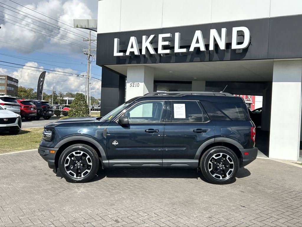 Used 2022 Ford Bronco Sport Outer Banks w/ Tech Package image 3