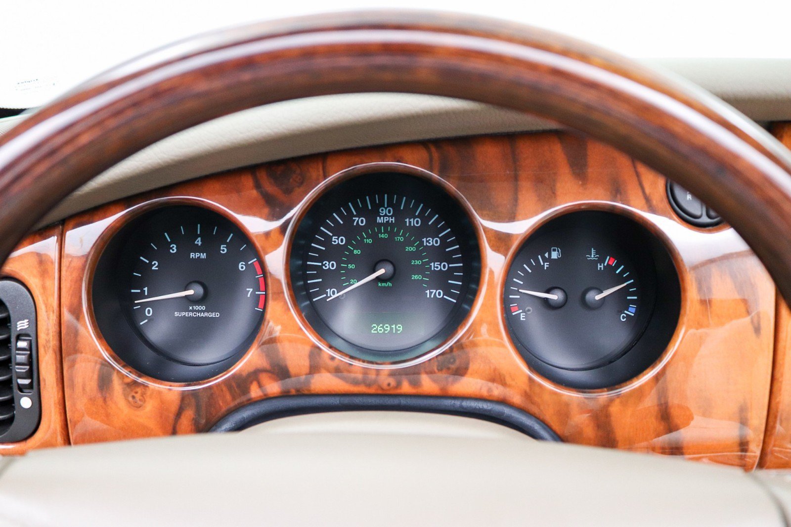 Used 2000 Jaguar XK8 Convertible RWD image 34