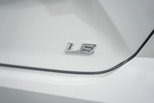 Used 2026 Toyota Camry LE image 7