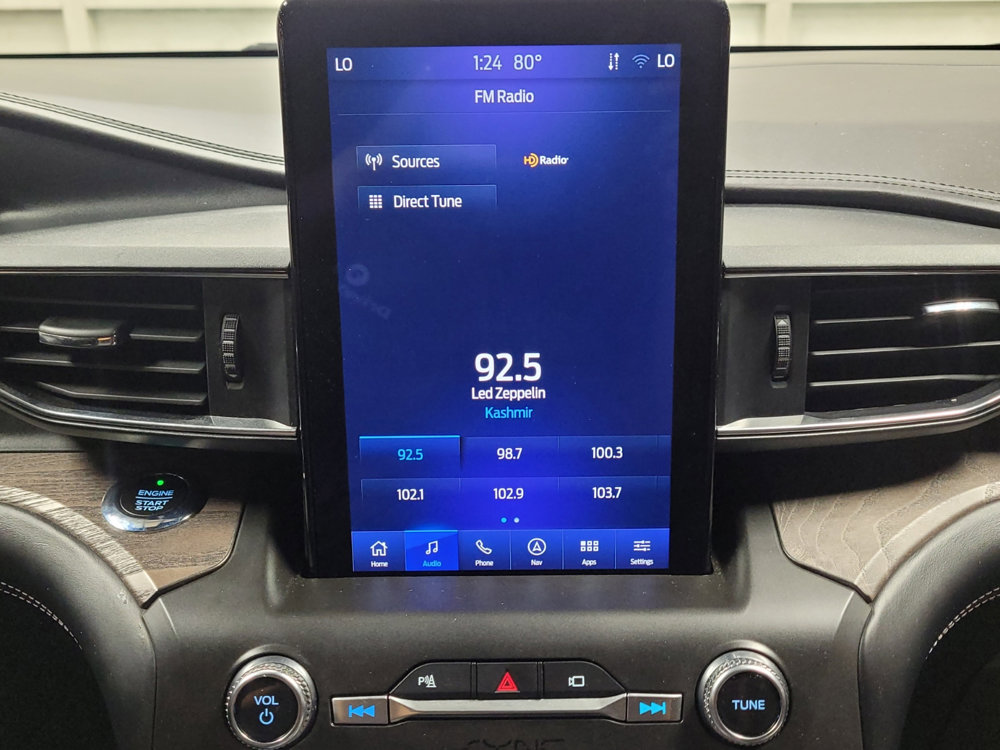 Used 2020 Ford Explorer Platinum w/ Premium Technology Package image 25