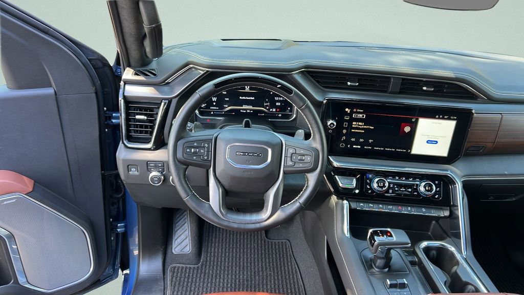 Used 2025 GMC Sierra 1500 Denali Ultimate image 15