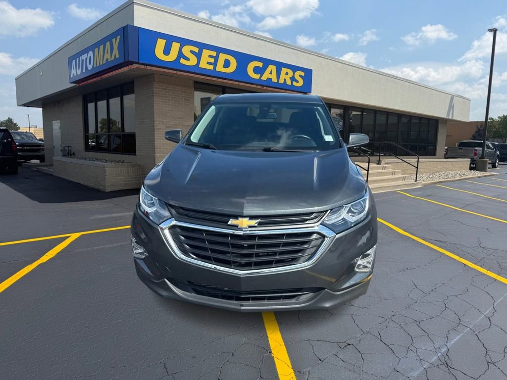 Used 2020 Chevrolet Equinox LT w/ Driver Convenience Package image 3