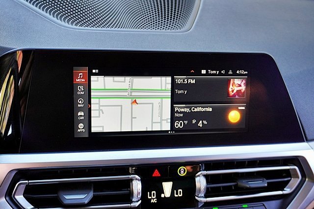 Used 2022 BMW 330i Sedan w/ Driving Assistance Package image 25