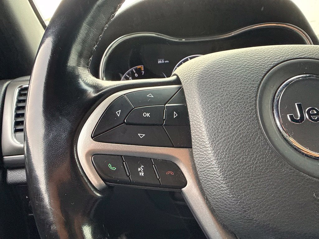 Used 2021 Jeep Grand Cherokee Altitude AWD/4WD image 16