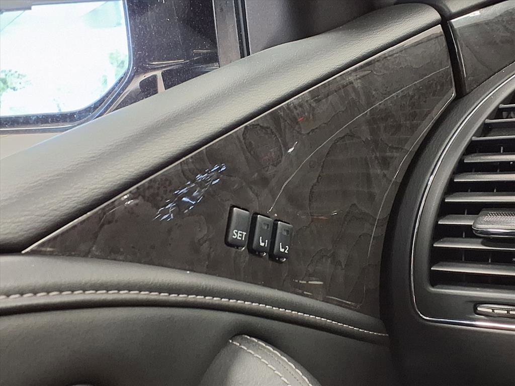 Used 2023 INFINITI QX80 Luxe w/ Cargo Package image 33