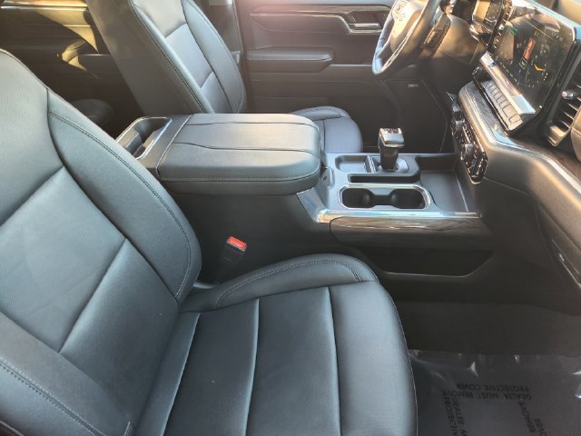 Used 2024 Chevrolet Silverado 1500 LTZ AWD/4WD image 19
