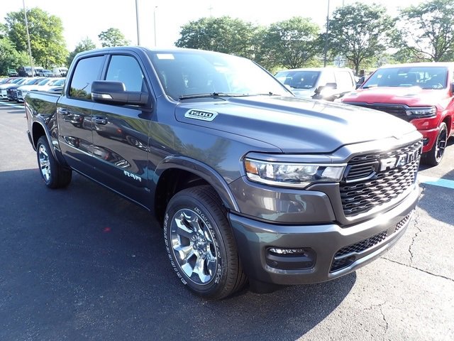 New 2026 RAM 1500 4x4 Crew Cab image 7
