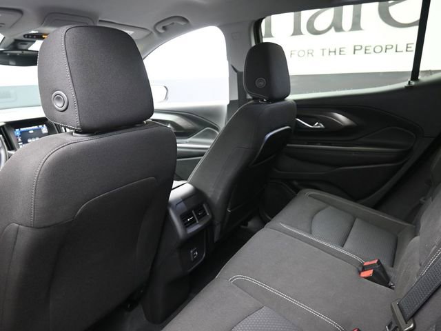 Used 2023 GMC Terrain SLE w/ Driver Convenience Package image 23