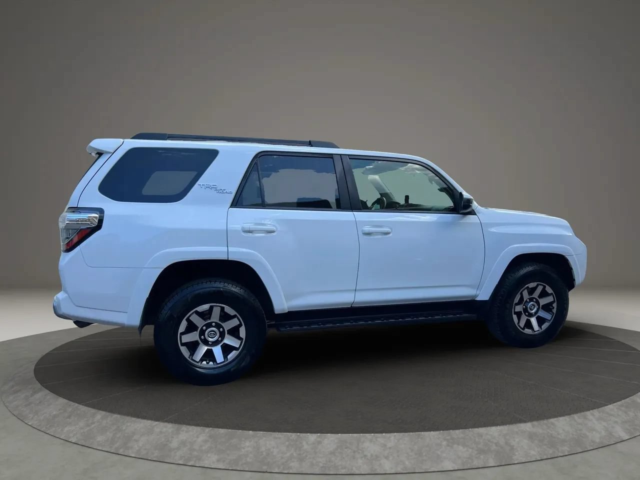 Used 2020 Toyota 4Runner TRD Off-Road AWD/4WD image 4