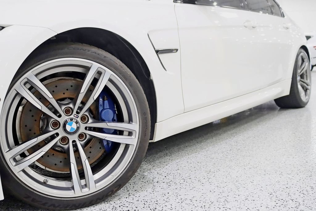 Used 2016 BMW M3 RWD image 4