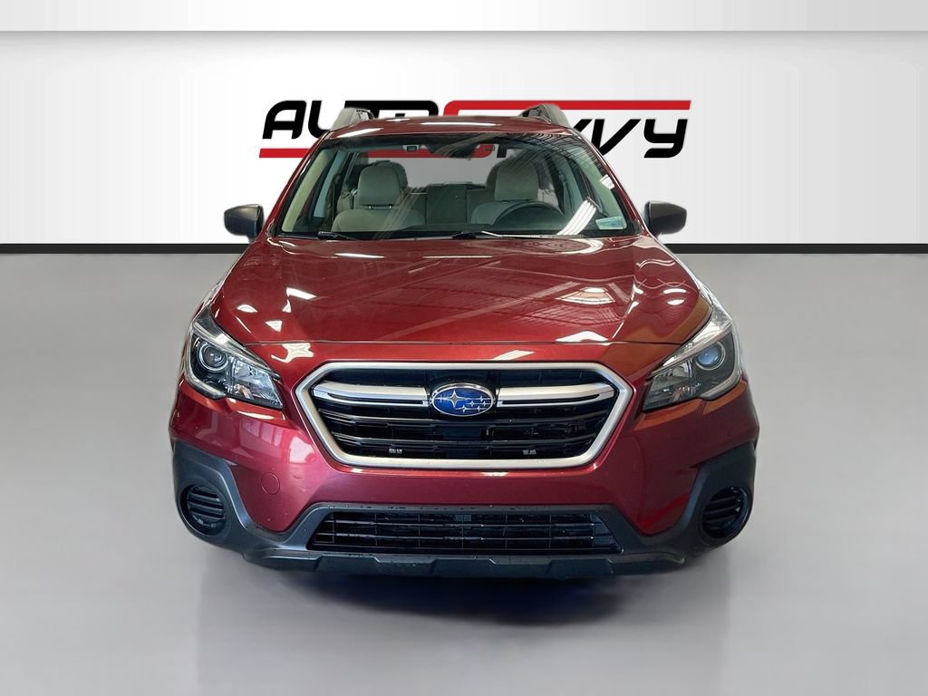 Used 2019 Subaru Outback 2.5i AWD/4WD image 2