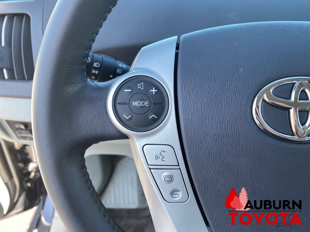 Used 2010 Toyota Prius Five FWD image 33