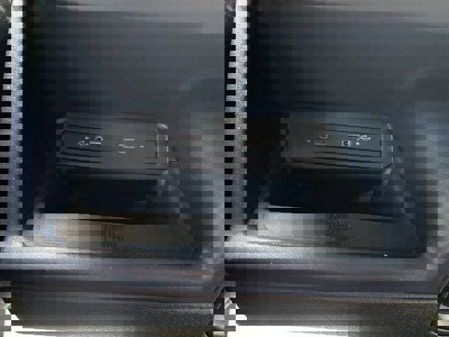 New 2025 Volkswagen ID. Buzz Pro S image 32