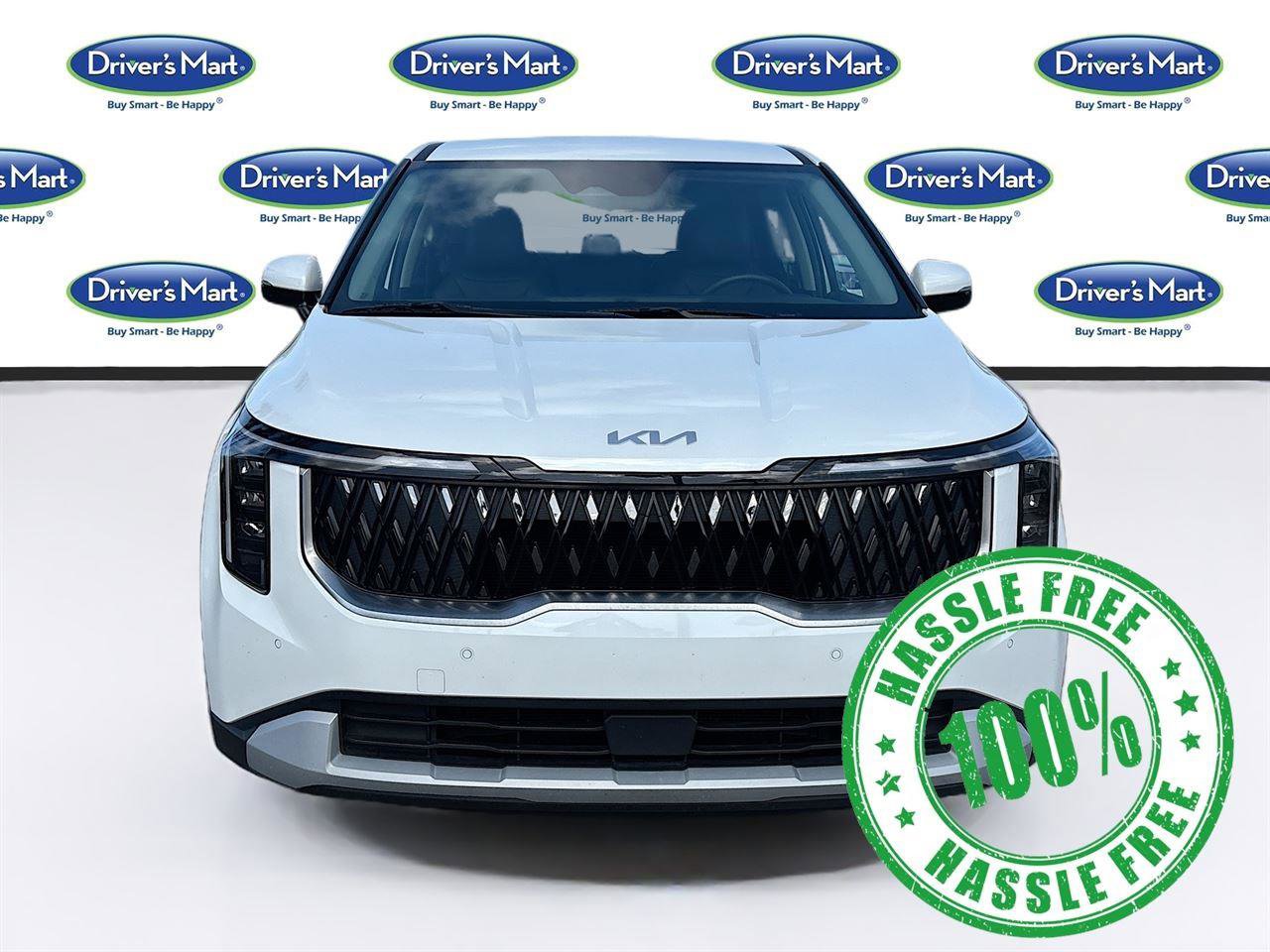 Used 2025 Kia Carnival FWD image 2