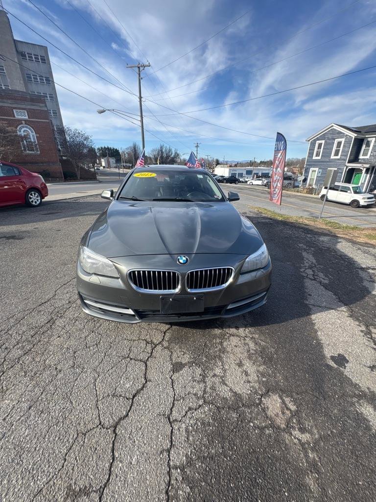 Used 2014 BMW 528i xDrive Sedan AWD/4WD image 8