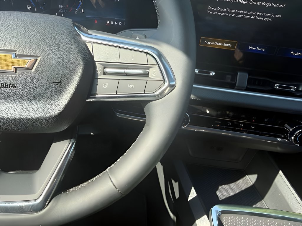 New 2027 Chevrolet Equinox LT FWD image 16