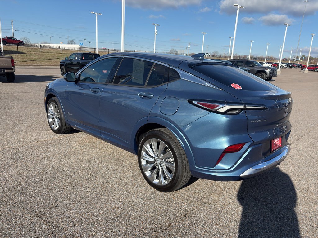 Used 2025 Buick Envista Avenir image 3