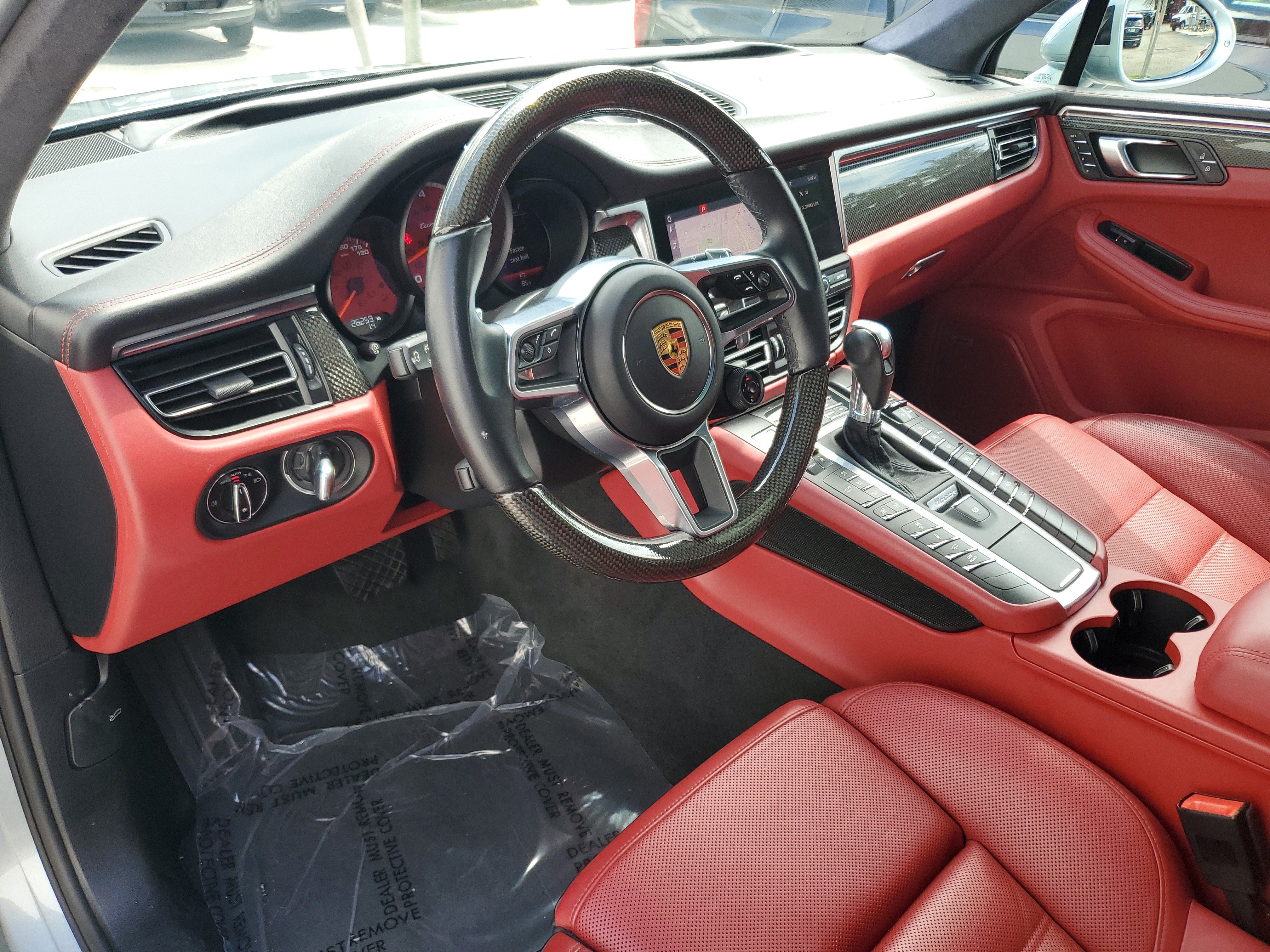 Used 2020 Porsche Macan Turbo AWD/4WD image 22