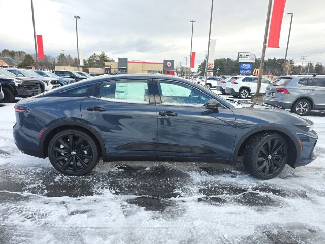 New 2026 Toyota Crown Nightshade image 2