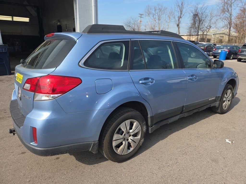 Used 2012 Subaru Outback 2.5i image 5